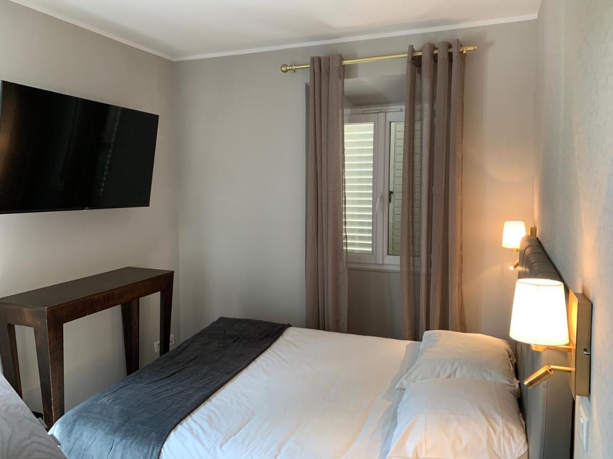 Hotel La Villa D'エズ エクステリア 写真